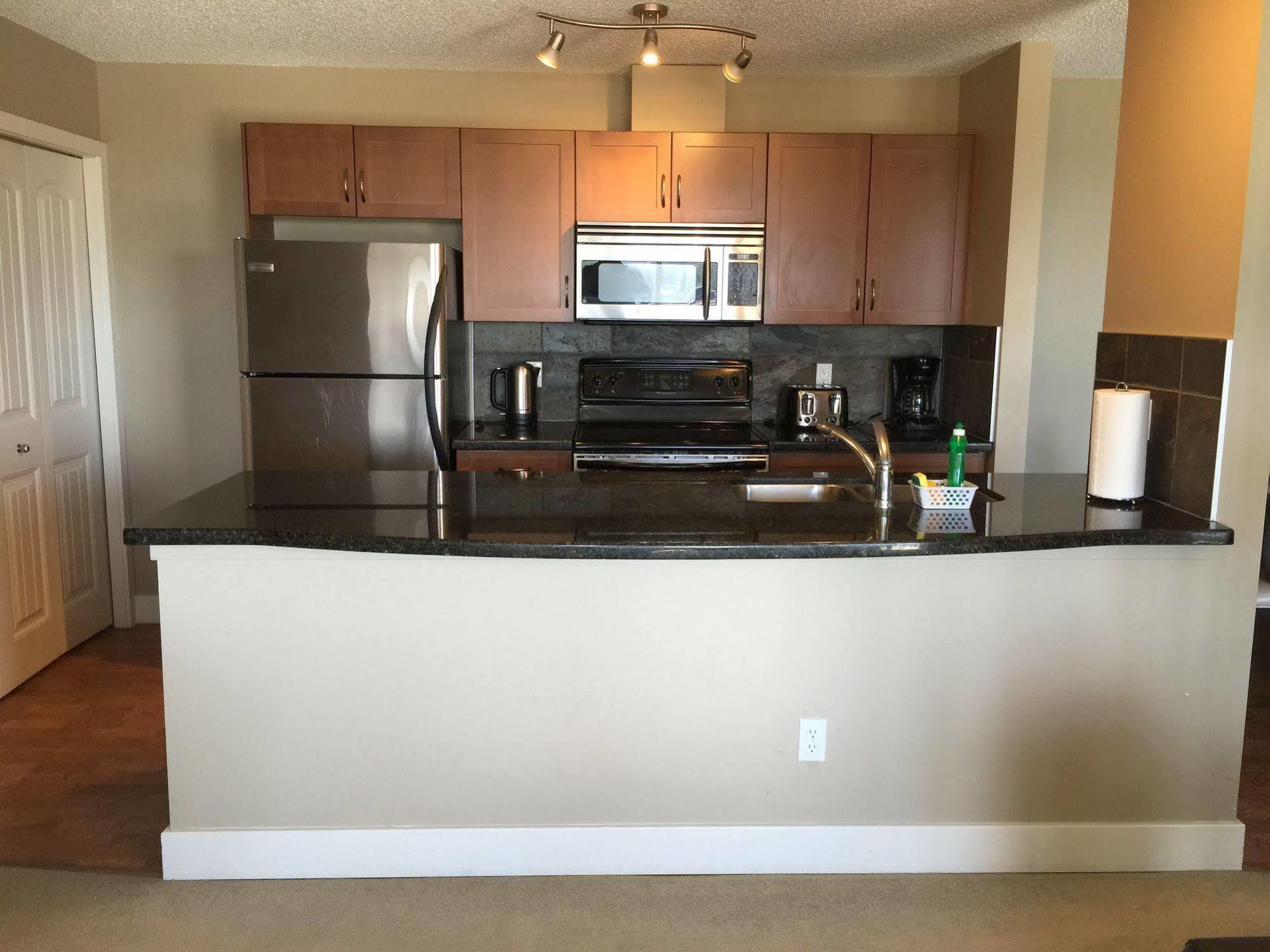 Olympic Suites YYC المظهر الخارجي الصورة