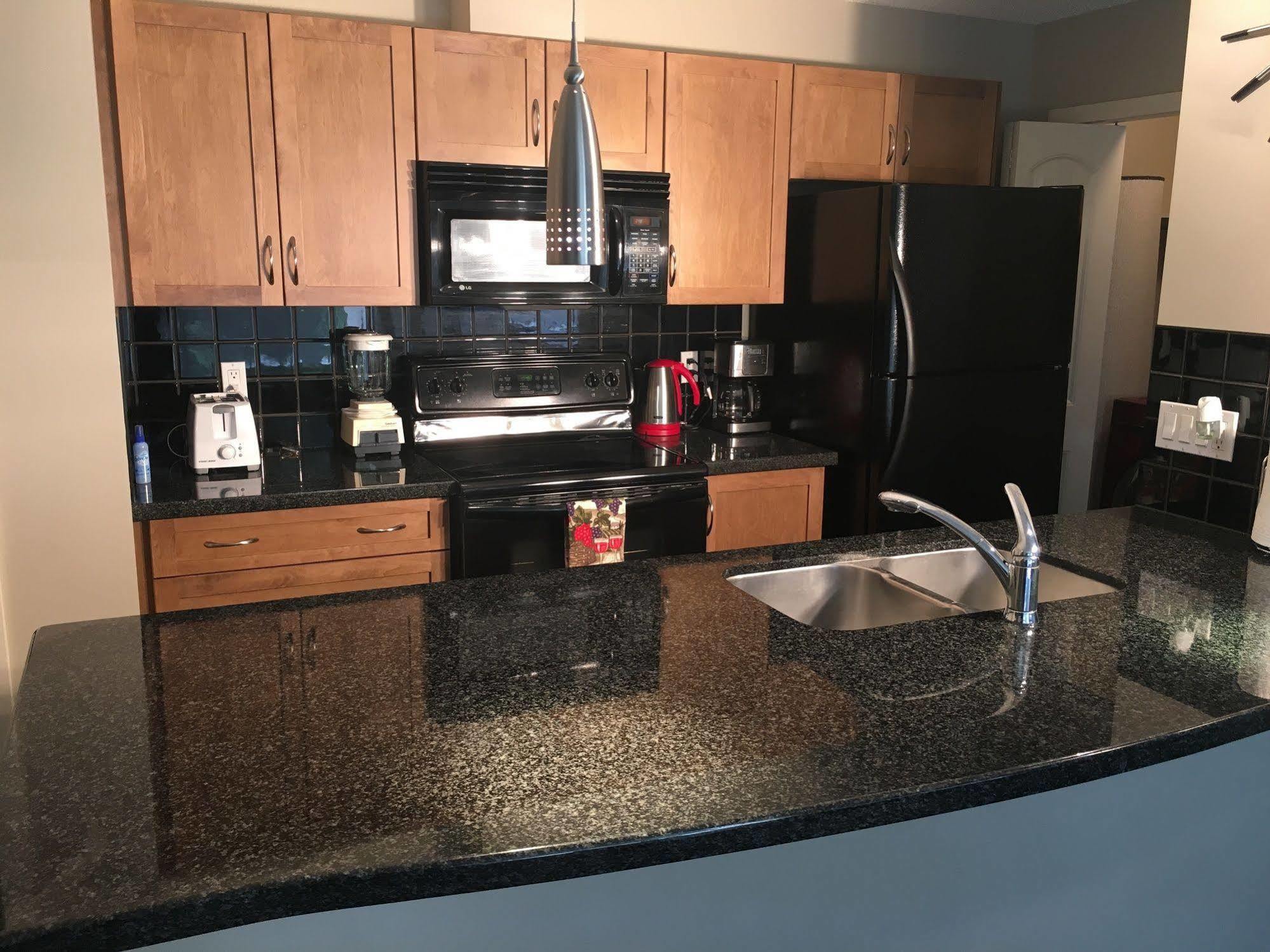 Olympic Suites YYC المظهر الخارجي الصورة