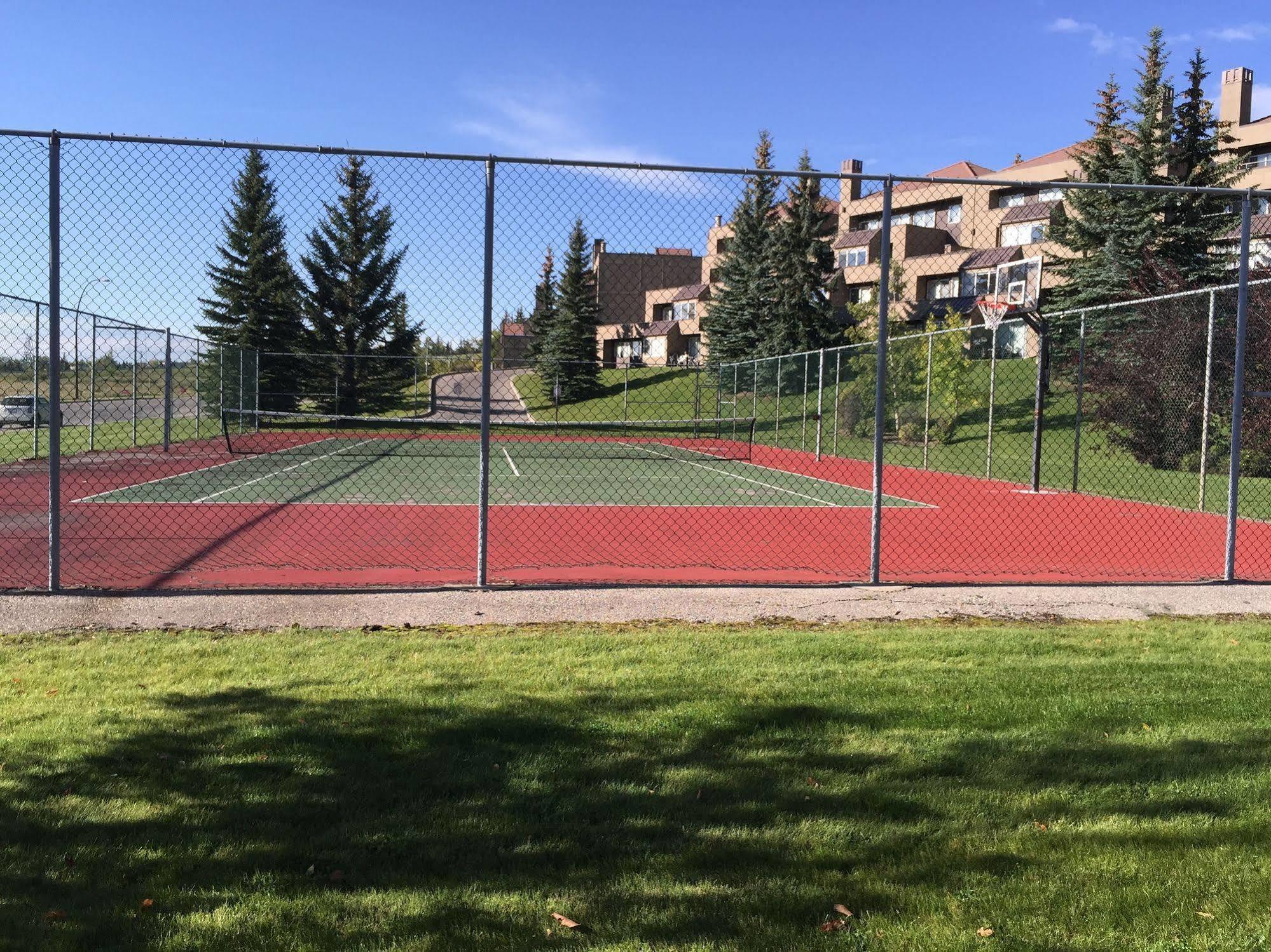 Olympic Suites YYC المظهر الخارجي الصورة